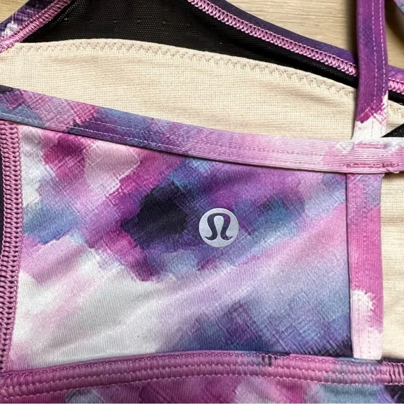 Lululemon Sweaty Endeavor Bra. Size 6 EUC - Picture 8 of 9